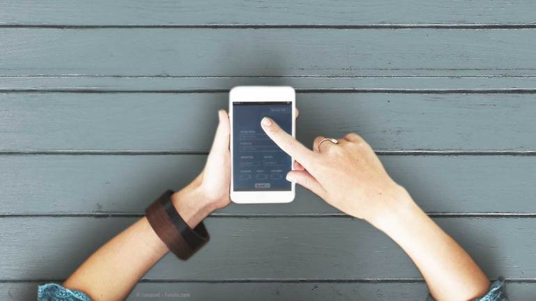 Revolutionär: Lassen Sie sich per SMS über Ihre Scheidung informieren Revolutionär: Lassen Sie sich per SMS über Ihre Scheidung informieren